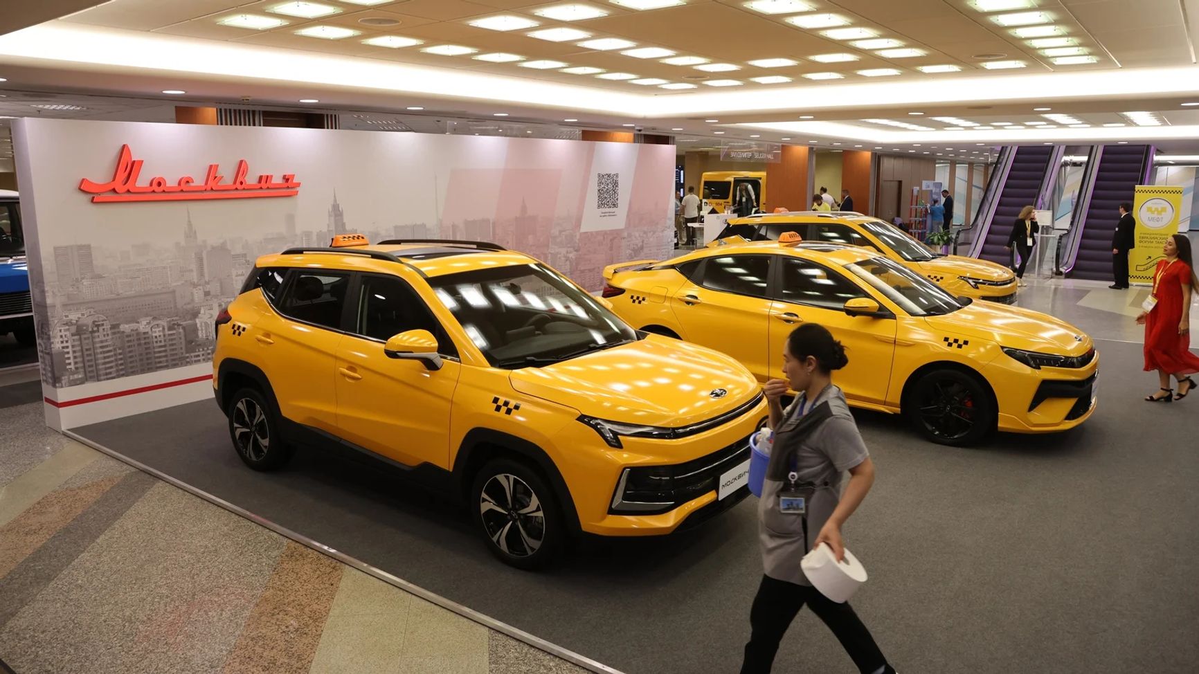 Russia’s “relaunched” Moskvich 3 (left) is a JAC Sehol X4 assembled in Moscow using kits purchased from a Chinese partner